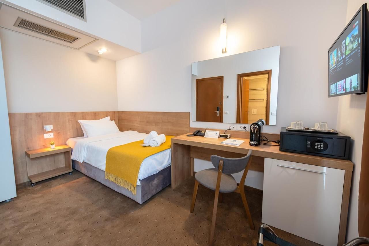 Отель Best Western Stil Hotel Бухарест