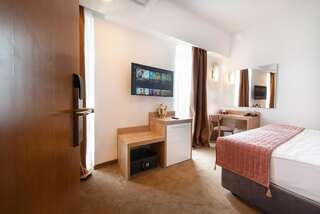 Отель Best Western Stil Hotel Бухарест Номер с кроватью размера «queen-size»-1