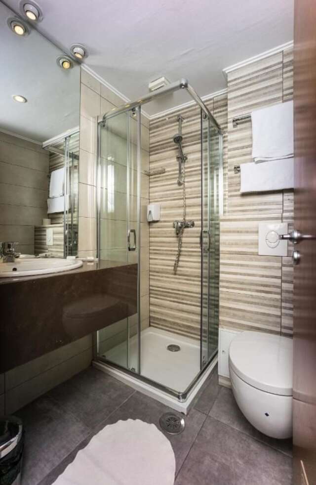 Отель Best Western Stil Hotel Бухарест-37